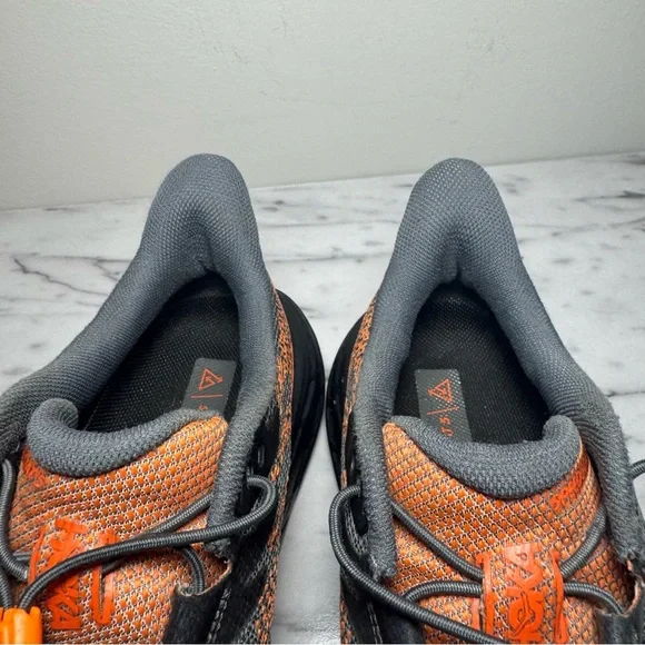 Hoka Speedgoat 5 Youth 3.5MD Orange and Black Tieless Shoes - Picture 6 of 10